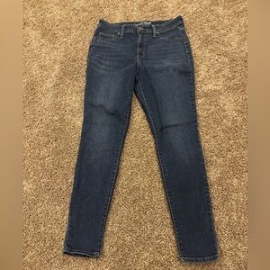 Universal Thread Indigo Skinny Jeans